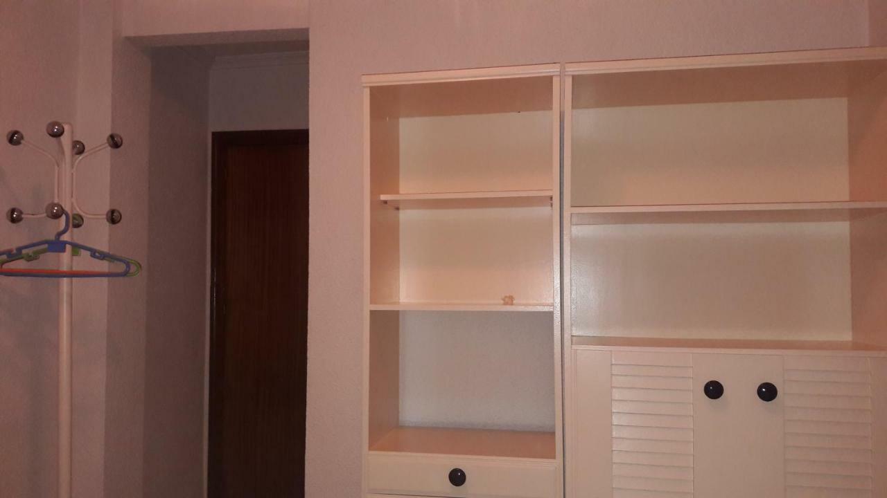Casa Nadin Hotel อาลิกันเต ภายนอก รูปภาพ